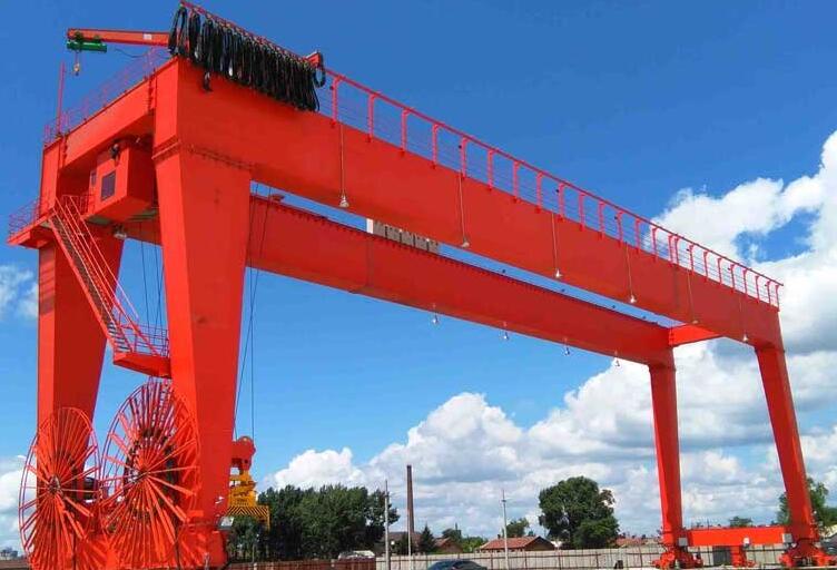 集裝箱門式起重機(jī)現(xiàn)場圖片 集裝箱門式起重機(jī)現(xiàn)場圖片