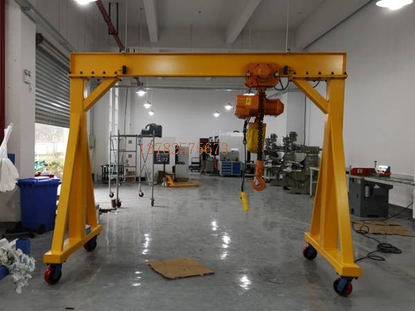 龍門吊作業(yè)中如何使用和維護(hù)**防護(hù)裝置？